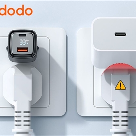 شارژر دیواری یو اس بی و تایپ سی مک دودو Mcdodo CH-1701 Digital Display Fast Charger