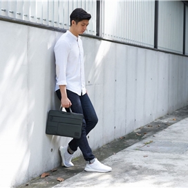 کیف لپ تاپ برند یونیک مدل Cavalier مناسب برای لپ تاپ 15 اینچی