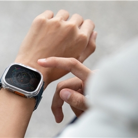 محافظ اپل واچ اولترا 49mm برند یونیک مدل GARDE HYBRID