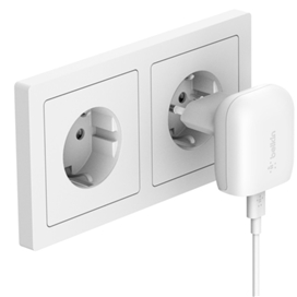 شارژر دیواری بلکین مدل WCA003vf04WH به همراه کابل لایتنینگ