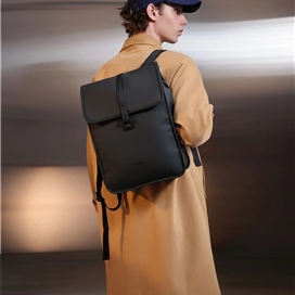 کوله پشتی  برند گستون مدل Däsh مناسب برای لپ تاپ 16 اینچی Gaston Luga Dash Backpack