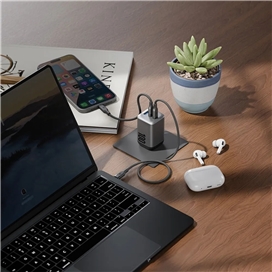 قاب برند یانگ کیت مدل Youngkit Galactic Quicksand Magsafe Series مناسب برای Apple iPhone 17 Pro